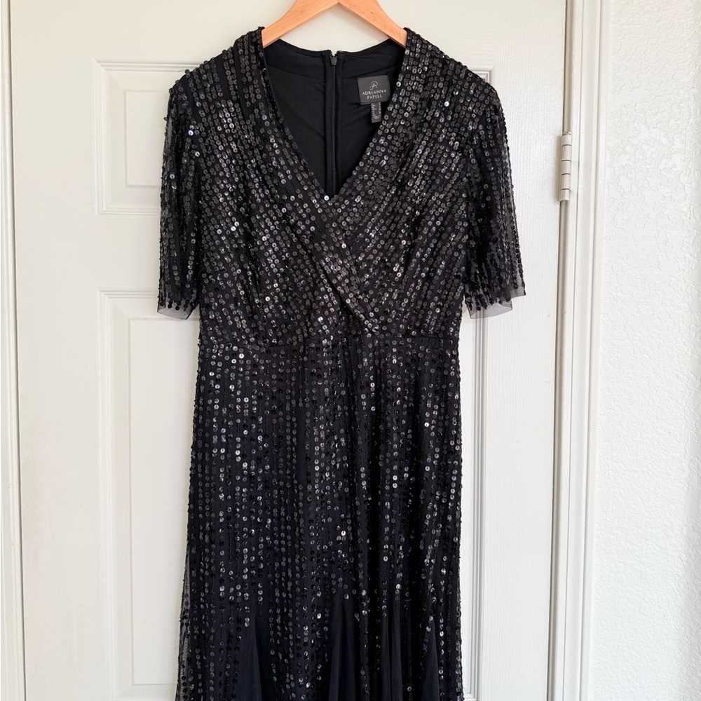 Adrianna Papell Tuxedo Sequin Gown Black Tie Size 10 - Picture 3 of 8